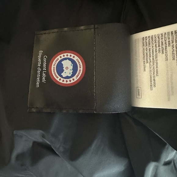 Canada Goose Savona Bomber - Picture 9 of 10